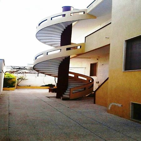 Apartment With 2 Bedrooms In Torre Pali, With Enclosed Garden - 800 M Salve Bagian luar foto
