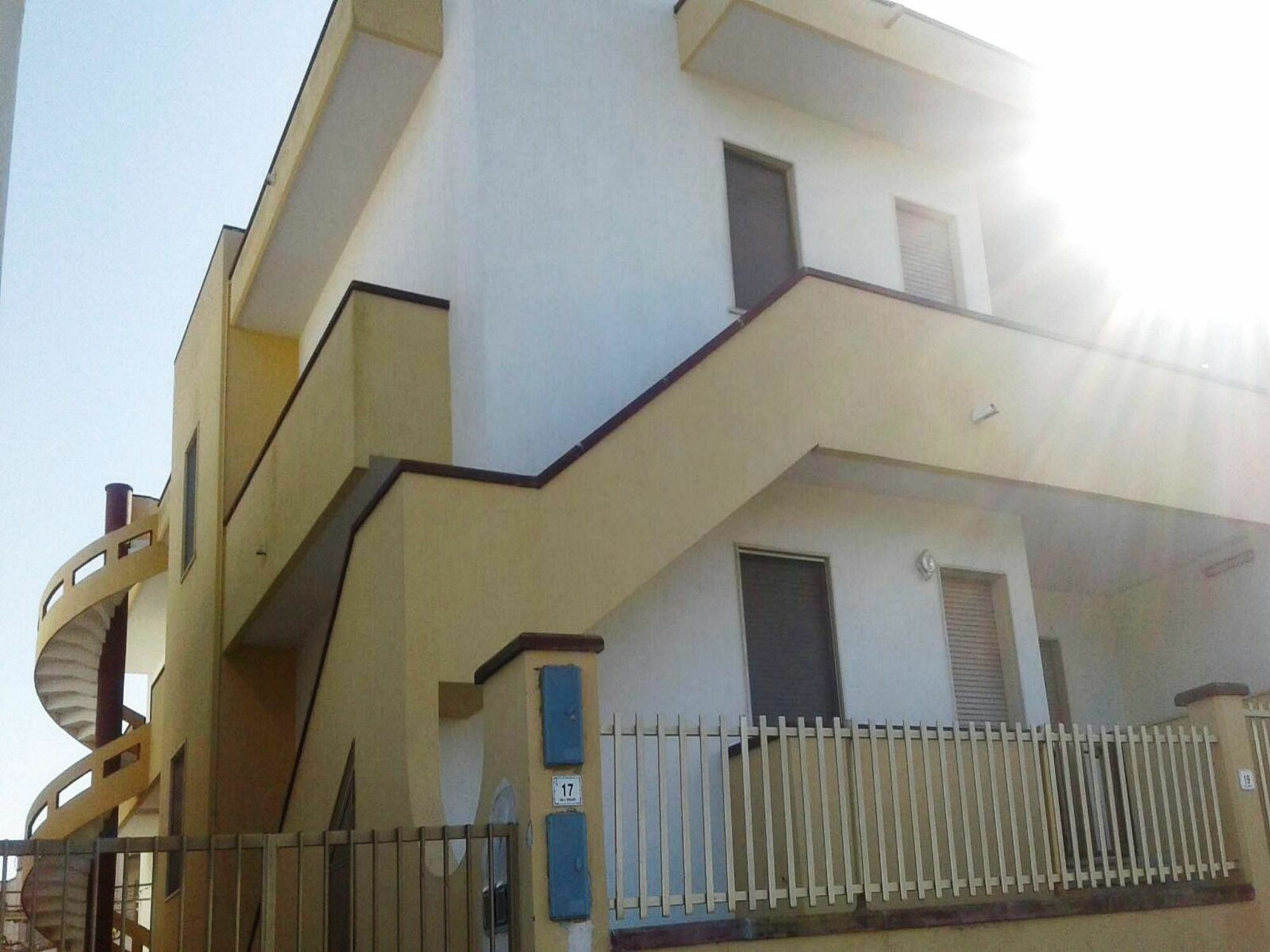 Apartment With 2 Bedrooms In Torre Pali, With Enclosed Garden - 800 M Salve Bagian luar foto