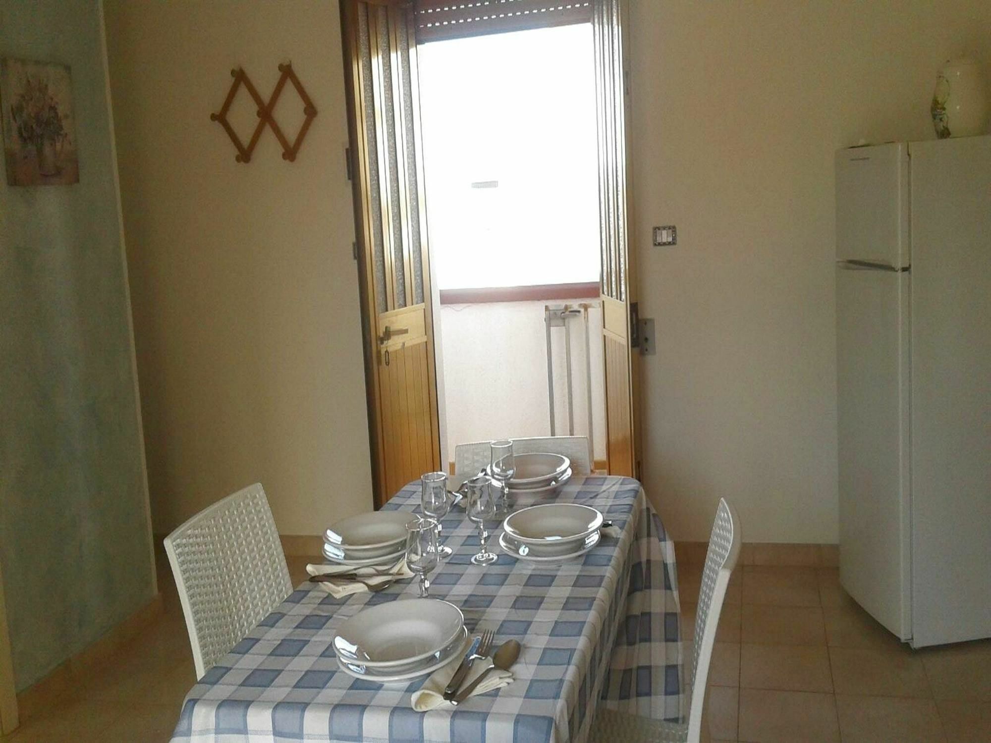 Apartment With 2 Bedrooms In Torre Pali, With Enclosed Garden - 800 M Salve Bagian luar foto